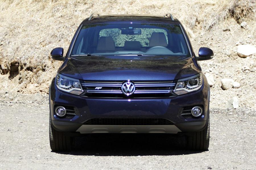  Volkswagen Tiguan R-Line 2014 года  (фото 24 из 28)